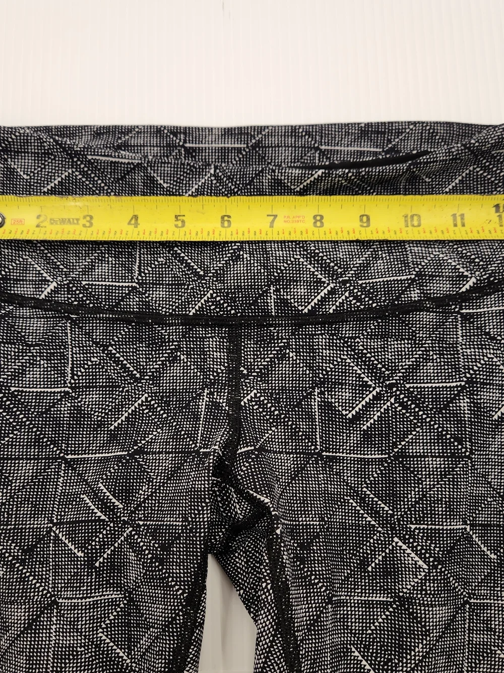 High-Rise Printed Women's Active Leggings in Dark Gray